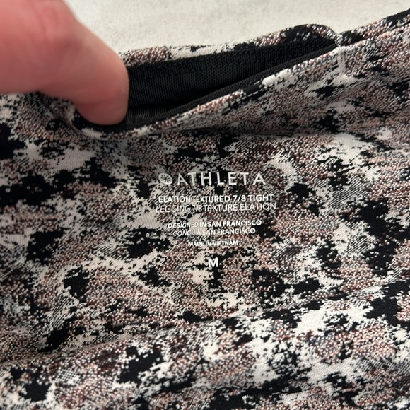 Athleta Elation Textured 7/8 Tight Leggings Meadow Decadent Chocolate Medium - Picture 11 of 16